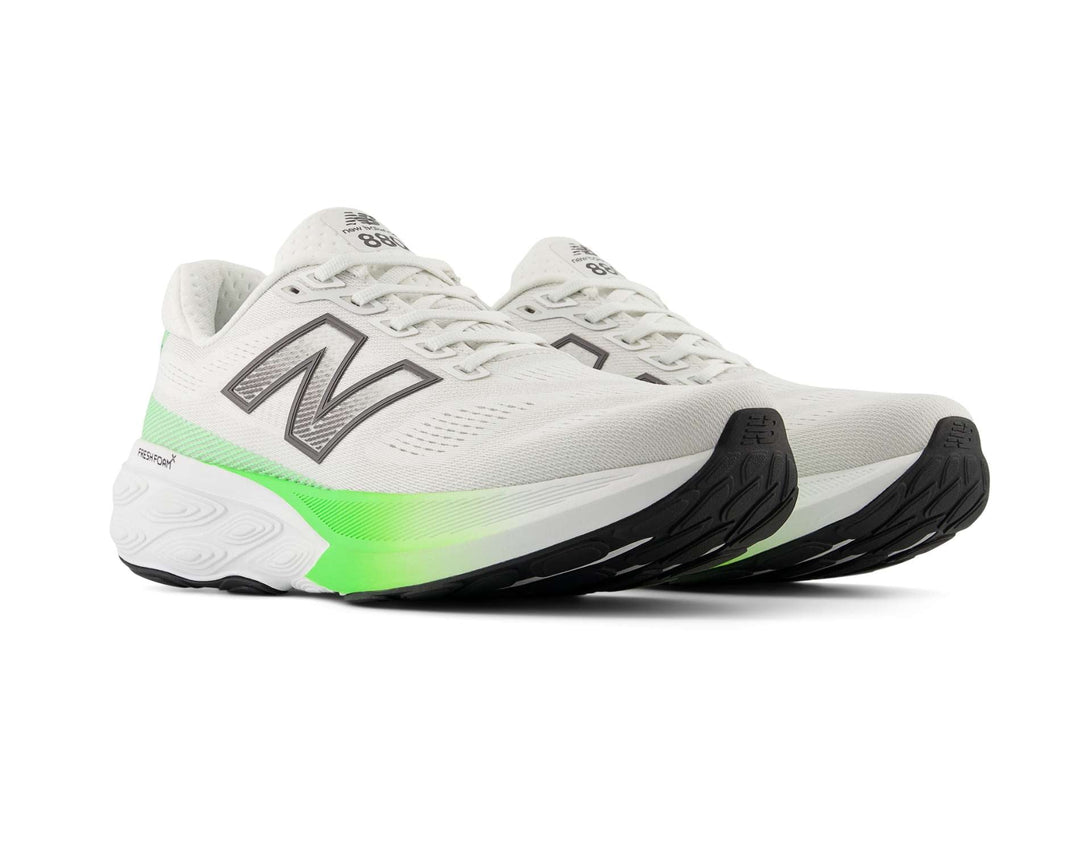 Chaussures de course larges pour hommes New Balance 880 V15